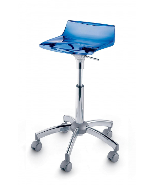 Стул мастера маникюра "QUID"